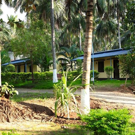 Royal Nature Resort Pollachi Luaran gambar