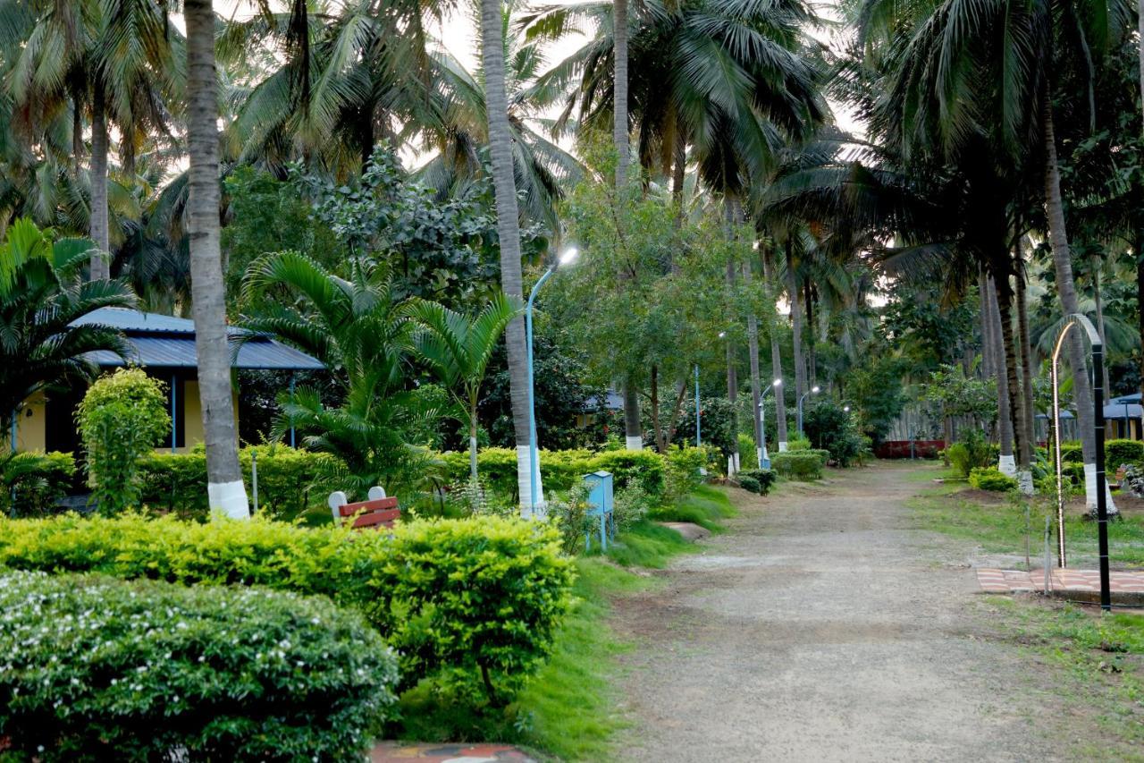 Royal Nature Resort Pollachi Luaran gambar