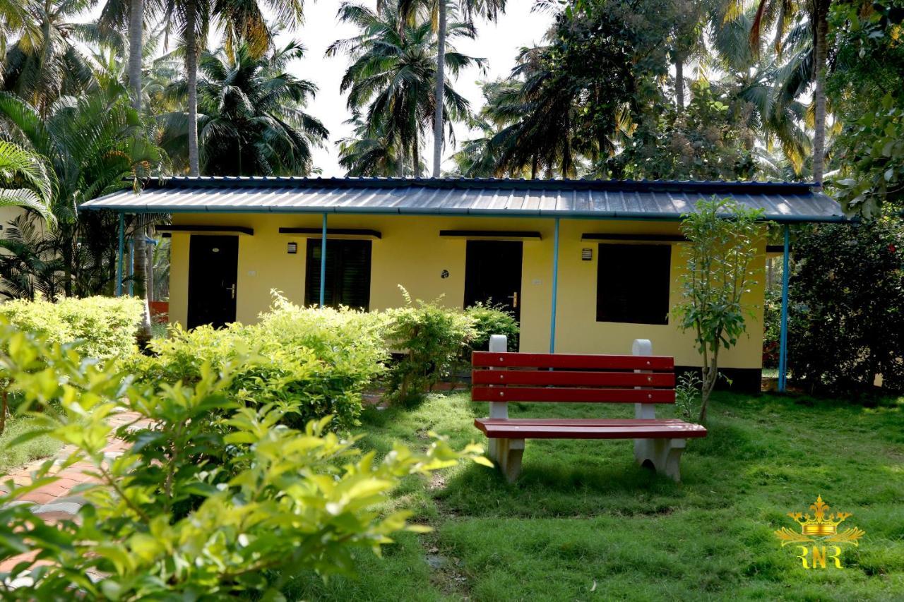 Royal Nature Resort Pollachi Luaran gambar