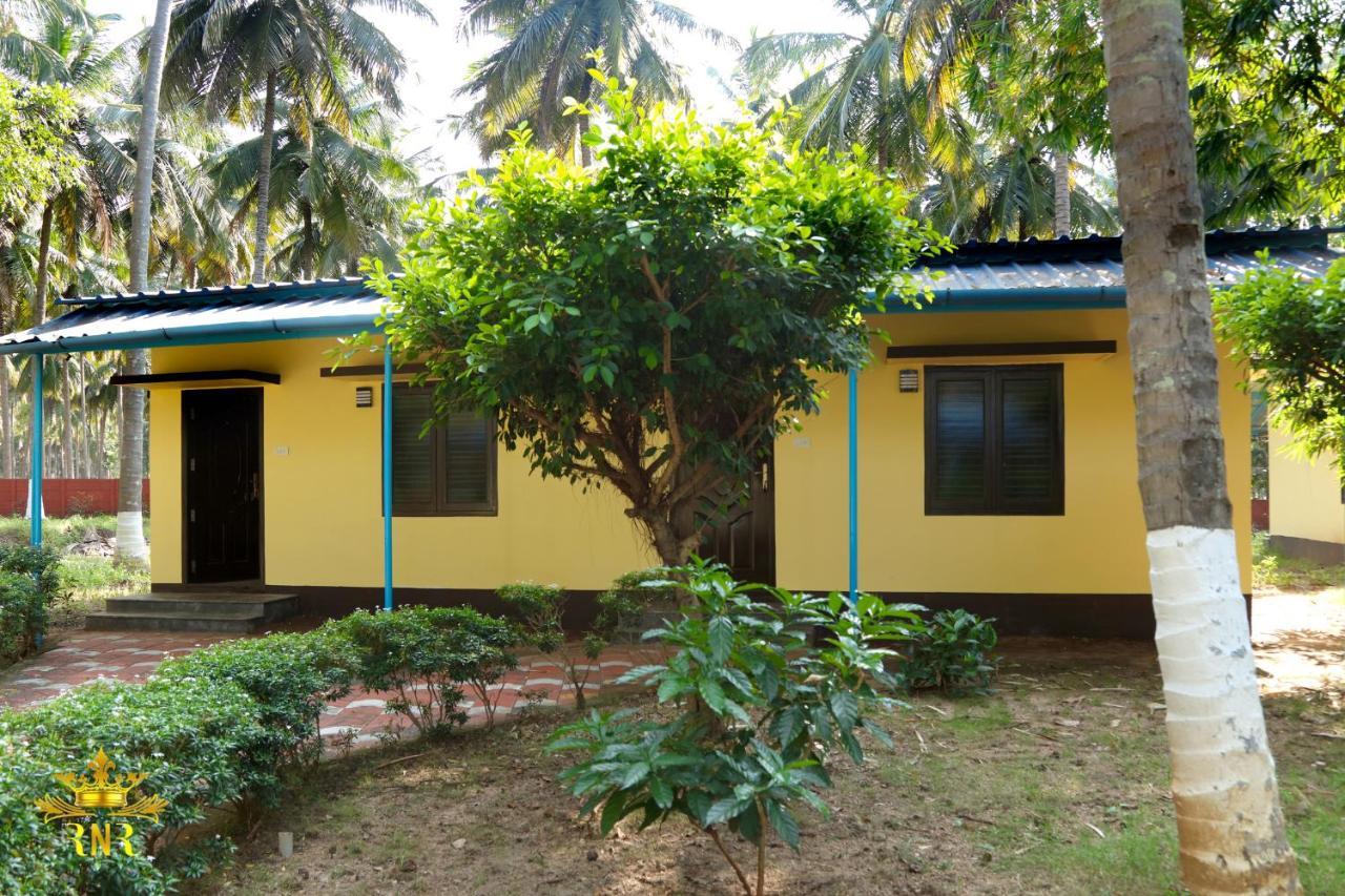 Royal Nature Resort Pollachi Luaran gambar