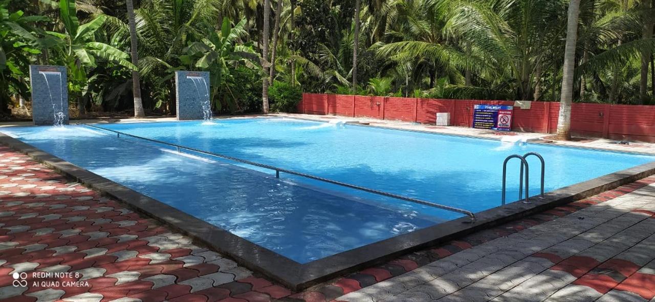 Royal Nature Resort Pollachi Luaran gambar